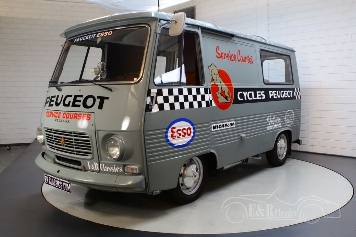 peugeot-j7-camper-1974-p7053-043