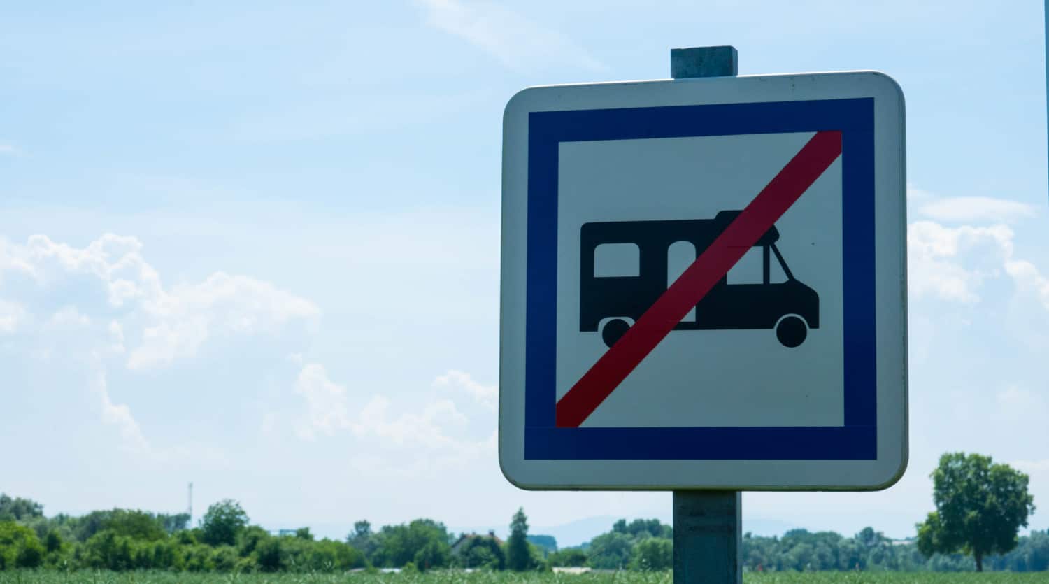 Panneau Réserve Fond Bleu - Idéal pour Signalisation Efficace